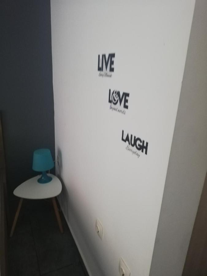 Apartment By The Sea,Neoi Epivates Beach, Thessaloniki Неойе Епиватай Екстериор снимка