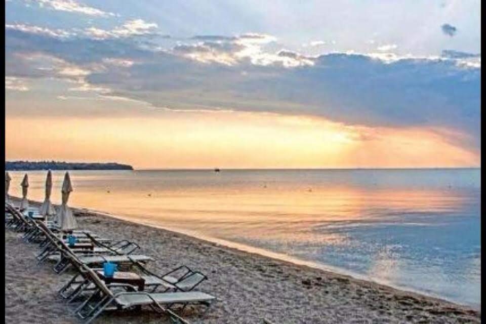 Apartment By The Sea,Neoi Epivates Beach, Thessaloniki Неойе Епиватай Екстериор снимка